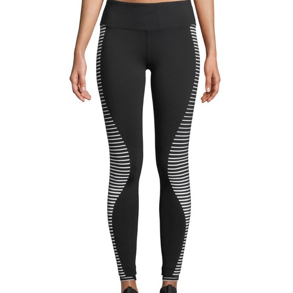 ALO Yoga Pants - Alo Yoga | Airbrush Legging - Reflector